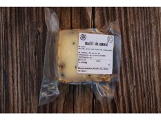 Konopáč - zrající sýr s konopným semínkem
