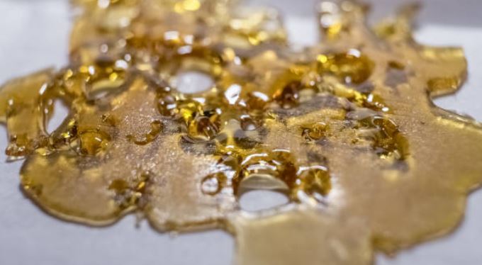 CBD shatter - konopný extrakt s příchutí - Hodnota poukazu - 3000