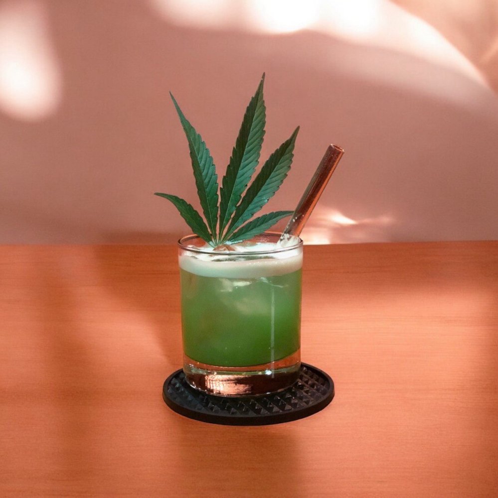 Alkoholické osvěžení v kombinaci s konopím? Ano čtete správně! - Skladem